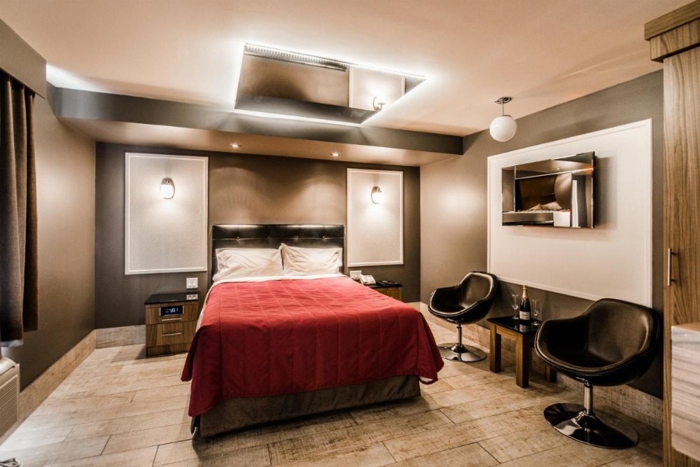 Room image 2